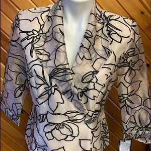 NEW!  Ladies size 18 wrap top - champagne & black